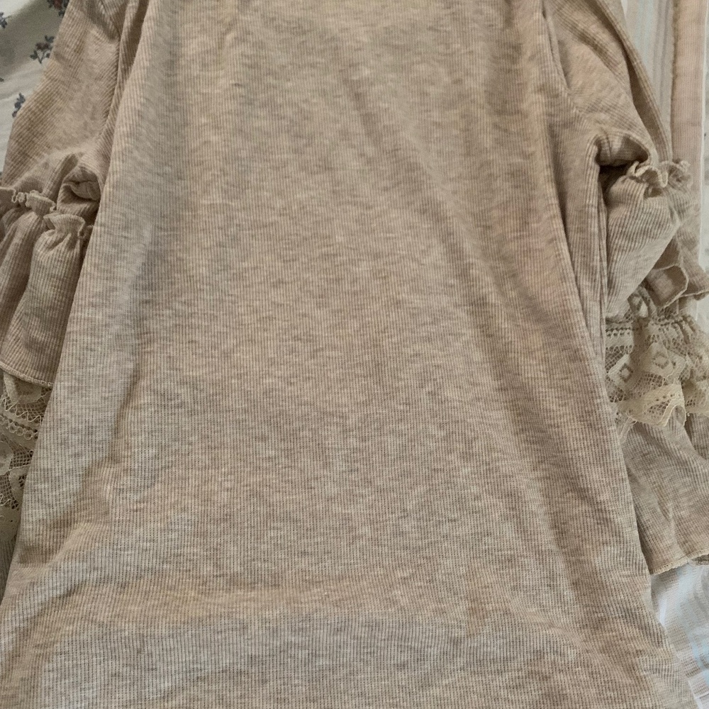Takara girls ruffle top